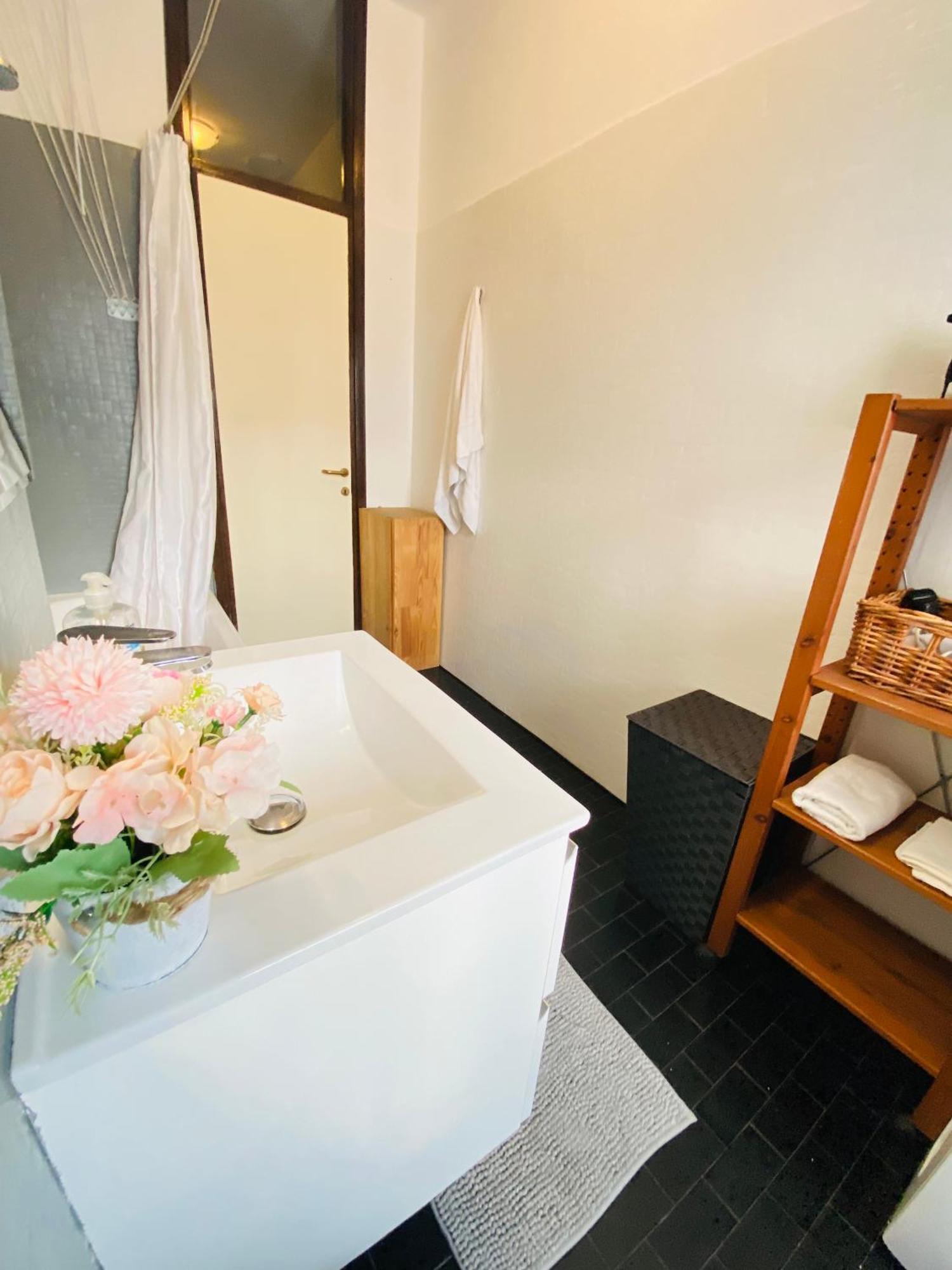 Appartamento Milano Relax Family House Brugherio Esterno foto
