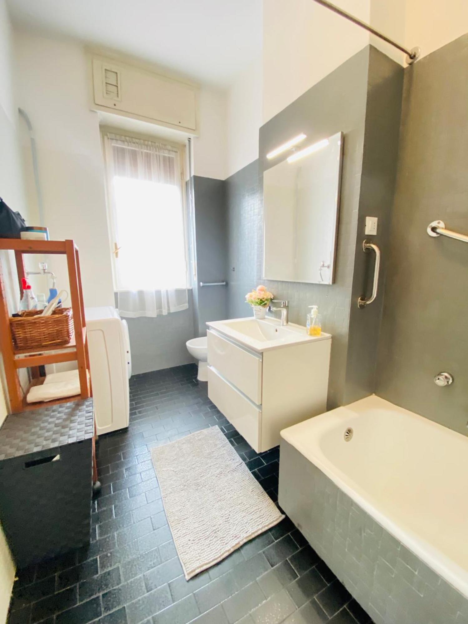 Appartamento Milano Relax Family House Brugherio Esterno foto